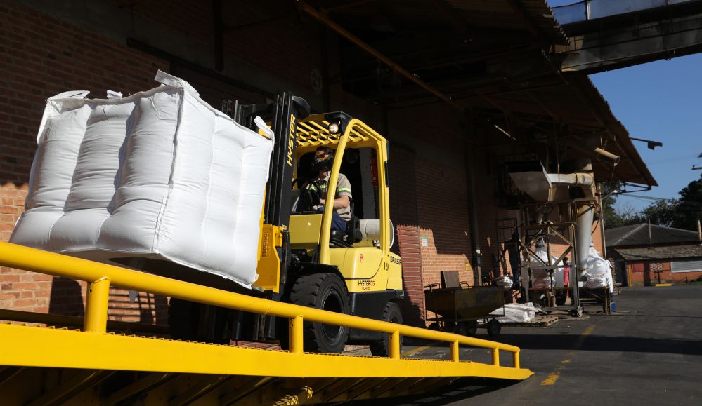 Cuidamos e vendemos seu café